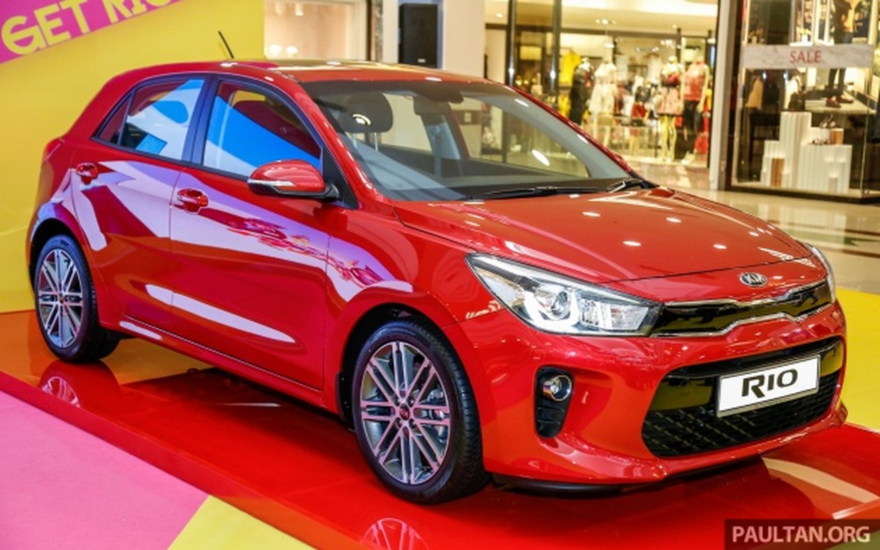 Kia Rio 2017 &quot;chot gia&quot; 424 trieu dong tai Malaysia-Hinh-2